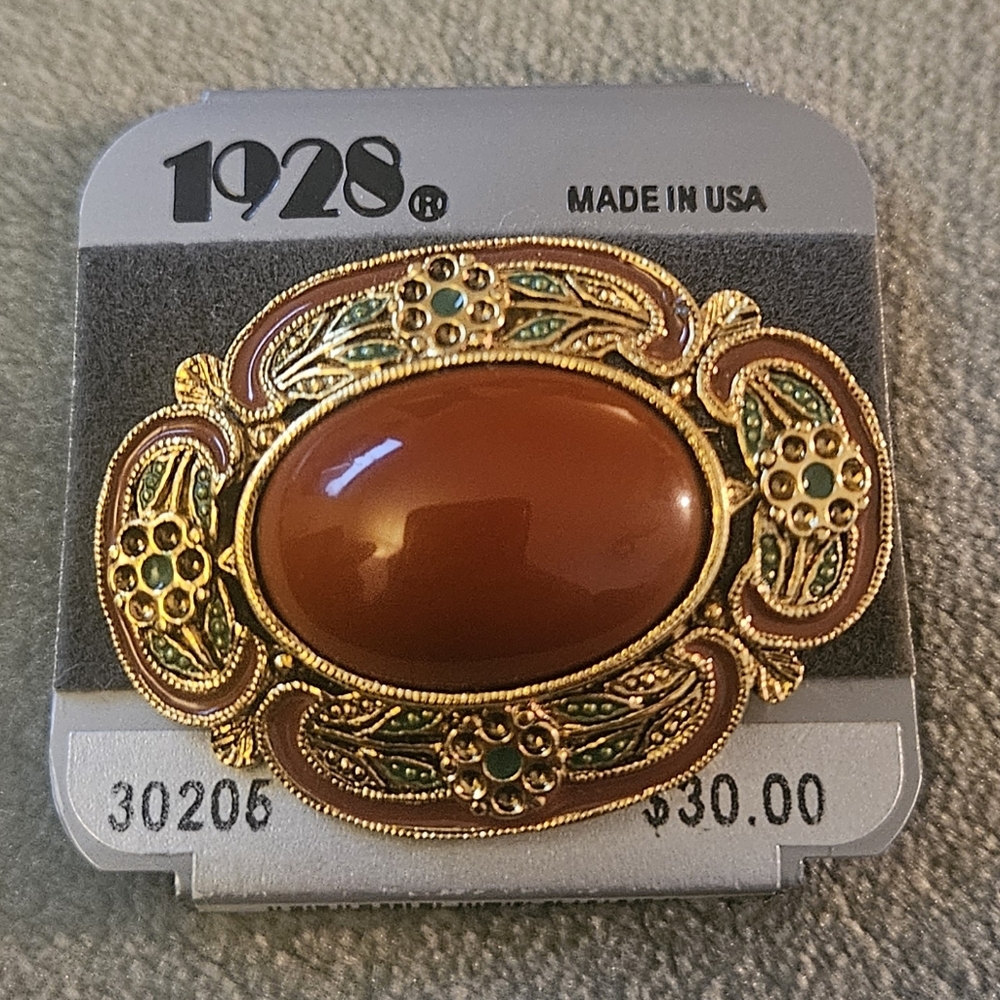 Vintage 1928 Gold Toned Brooch/Pin - NEW OLD STOCK